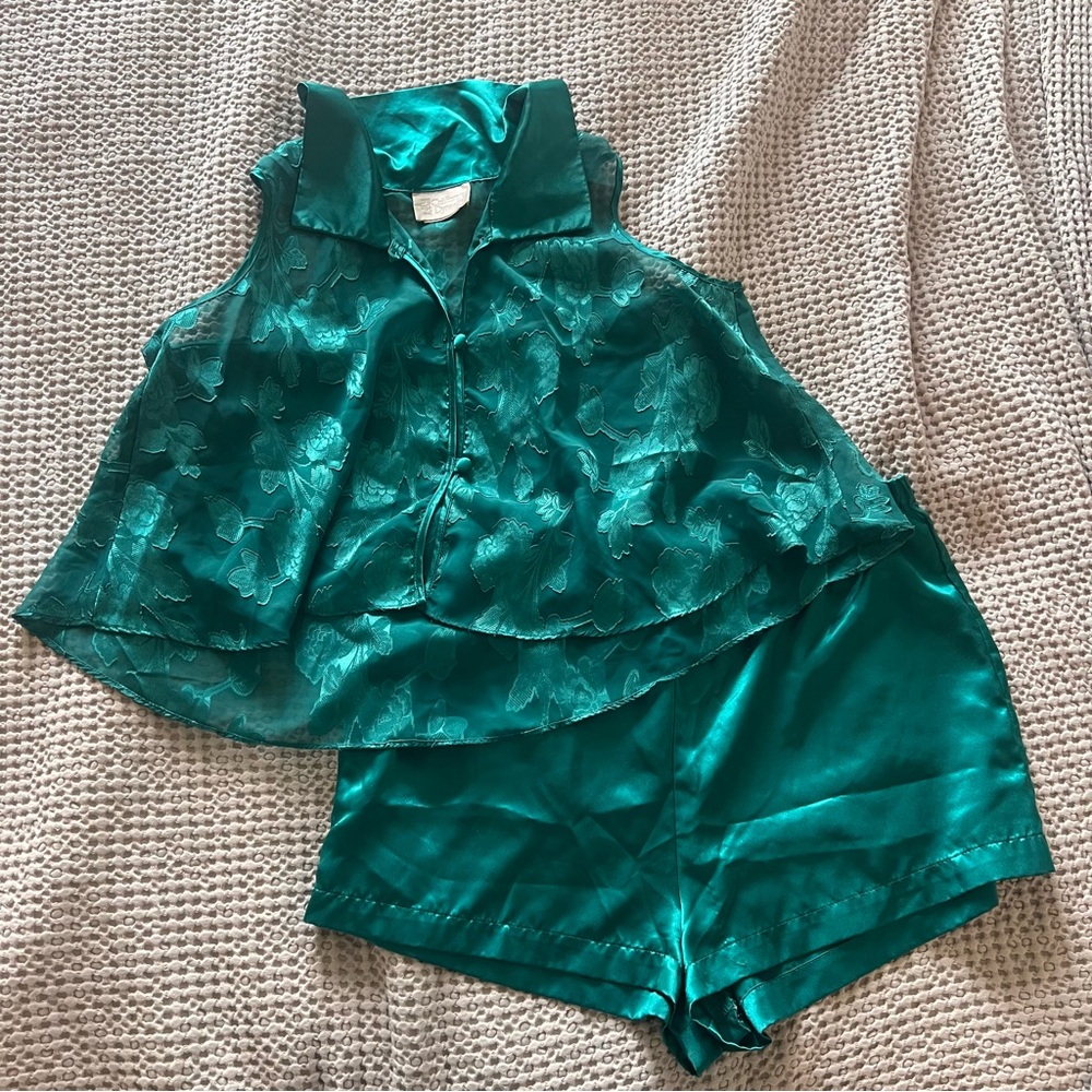 Fancy ✨ Vintage Satin Pajama Set